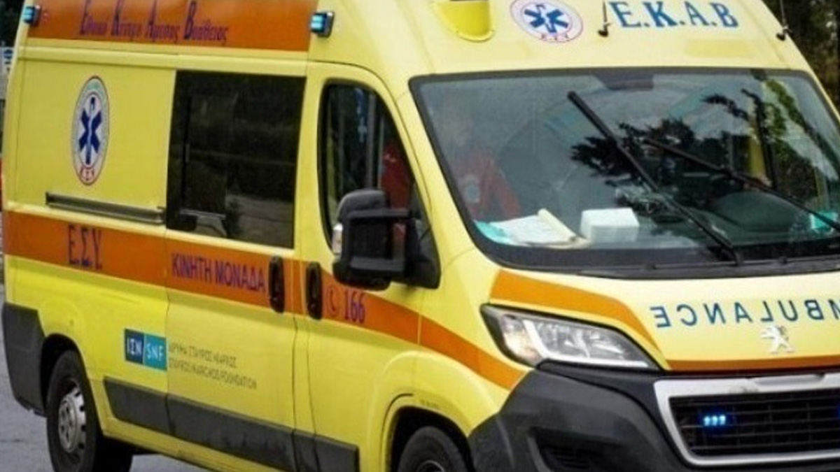 Πειραιάς: 48χρονος έπεσε στη θάλασσα στο λιμάνι – Τον έσωσε λιμενικός