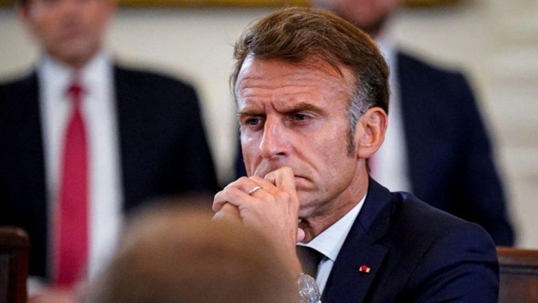 O Μακρόν συζήτησε με εφήβους για τον εθισμό και την παρενόχληση στο διαδίκτυο