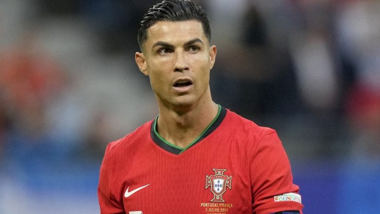 Κριστιάνο Ρονάλντο: «Σύντομα θα αποσυρθώ, θα είναι δύσκολο, θα κλάψω» Κριστιάνο Ρονάλντο: «Σύντομα θα αποσυρθώ, θα είναι δύσκολο, θα κλάψω»