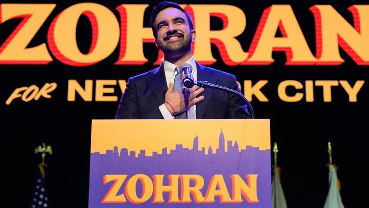 Μαμντάνι: «Ανατρέψαμε μια πολιτική δυναστεία», δήλωσε ο πρώτος μουσουλμάνος δήμαρχος της Νέας Υόρκης