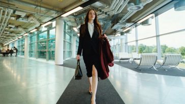 Ταινίες Πρώτης Προβολής: Ο Λάνθιμος και η Βουγονία του, και το χαμόγελο των Νοάμ και Φατμά