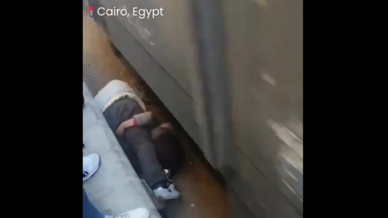 Συγκλονιστικό βίντεο: Πατέρας σώζει την κόρη του από βέβαιο θάνατο