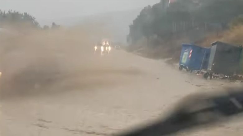 Ηράκλειο: Ισχυρή καταιγίδα μετέτρεψε τους δρόμους σε «ποτάμια»