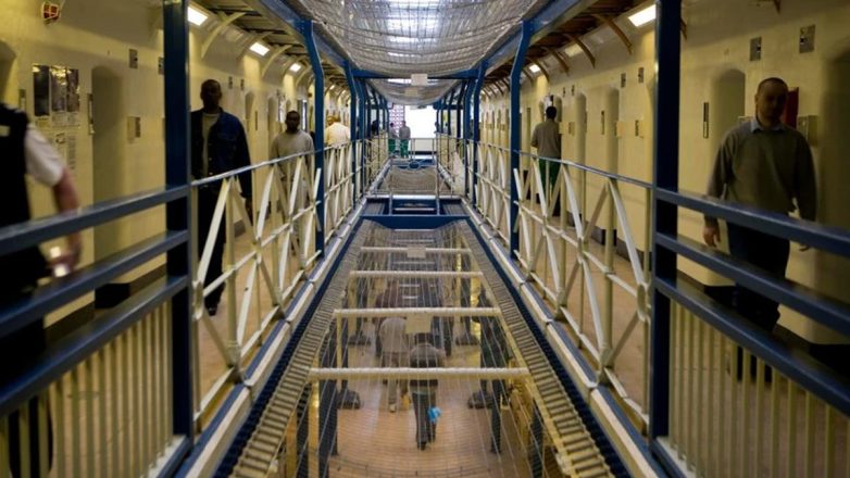 Βρετανία: Υφυπουργός παραδέχεται ότι απελευθερώνονται κρατούμενοι κατά λάθος