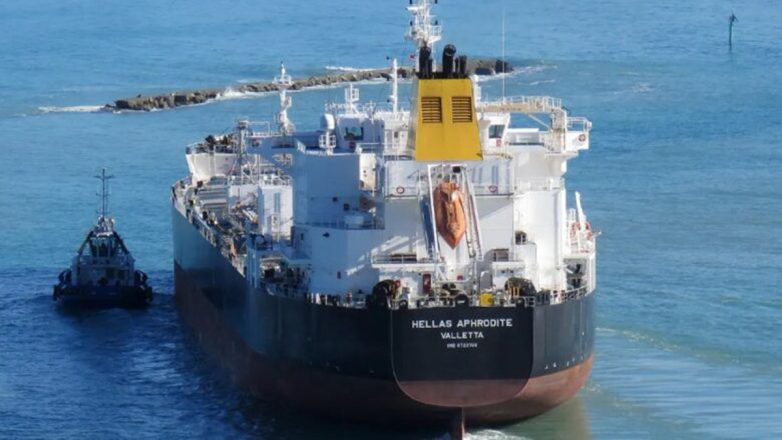 Σομαλία: 5 Έλληνες ανάμεσα στους ναυτικούς του τάνκερ που έπεσε σε πειρατική επίθεση Σομαλία: 5 Έλληνες ανάμεσα στους ναυτικούς του τάνκερ που έπεσε σε πειρατική επίθεση