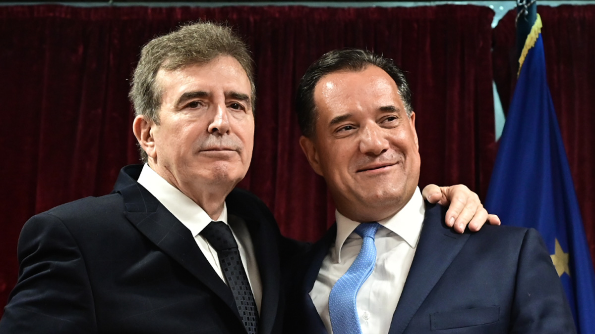 Υπέρ της οπλοκατοχής ο Άδωνις Γεωργιάδης –  Διαφωνεί ο Χρυσοχοΐδης