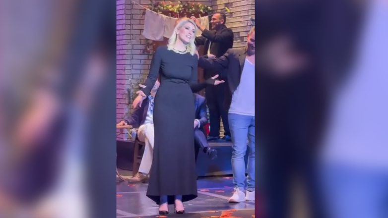 Ντεμπούτο της Σίας Κοσιώνη στο θεατρικό σανίδι του Κολλεγίου Αθηνών