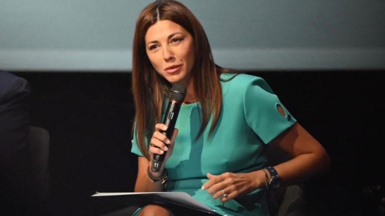 Σ. Ζαχαράκη: Νέα εργαλεία για την πρόληψη της ενδοσχολικής βίας παρουσίασε η υπ. Παιδείας Σ. Ζαχαράκη: Νέα εργαλεία για την πρόληψη της ενδοσχολικής βίας παρουσίασε η υπ. Παιδείας