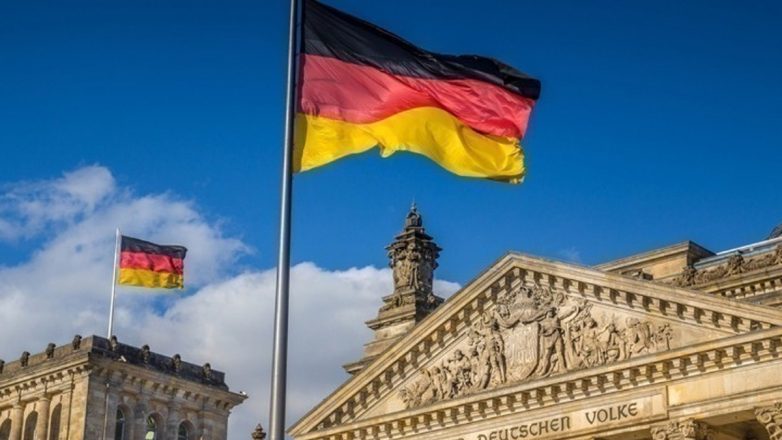 Γερμανία: Η πλειοψηφία υποστηρίζει τον επαναπατρισμό και τις απελάσεις Σύρων Γερμανία: Η πλειοψηφία υποστηρίζει τον επαναπατρισμό και τις απελάσεις Σύρων