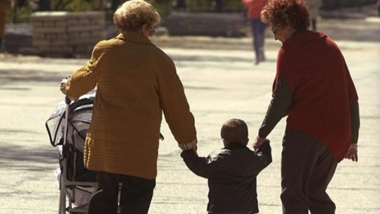 Η υπογεννητικότητα σβήνει σχολεία και θέσεις εργασίας Η υπογεννητικότητα σβήνει σχολεία και θέσεις εργασίας