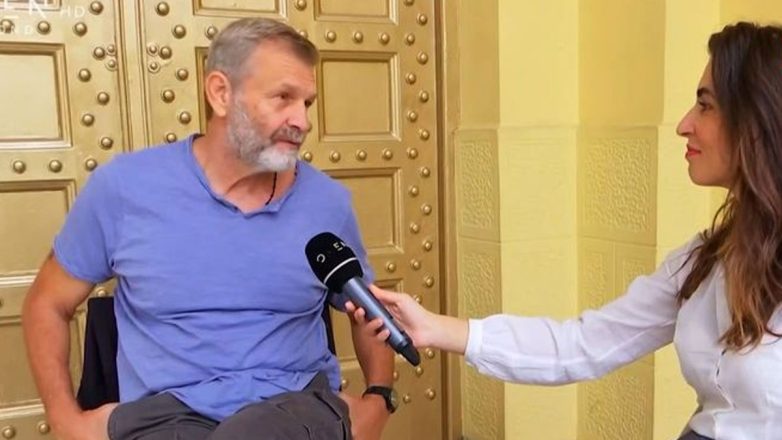 Απόστολος Γκλέτσος – Αποκαλύπτει για την προσωπική του ζωή: «Είμαι πολύ ερωτευμένος»