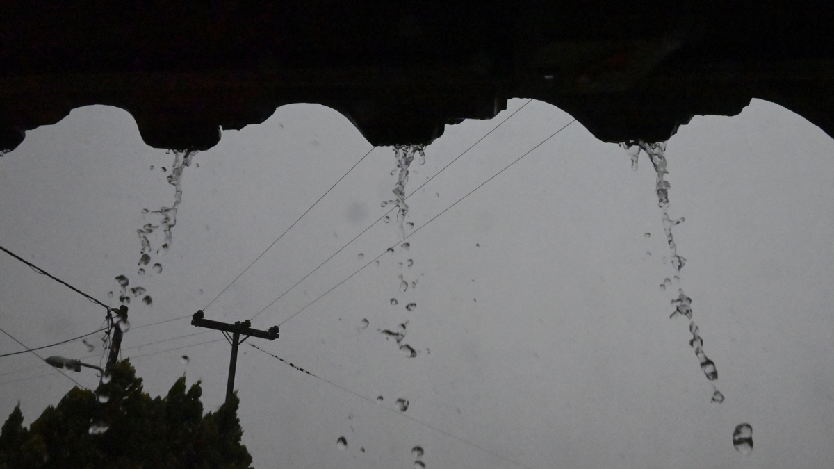 Μέχρι και την Τρίτη ισχυρές βροχές και καταιγίδες σε όλη τη χώρα