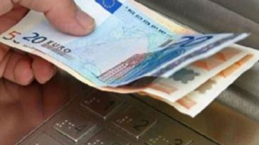 Πότε καταβάλλονται οι συντάξεις του Δεκεμβρίου