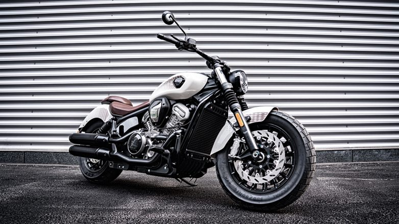 Η BENDA αποκαλύπτει μοντέλα cruiser για κάθε αναβάτη: από δύναμη V4 έως φιλικότητα CVT