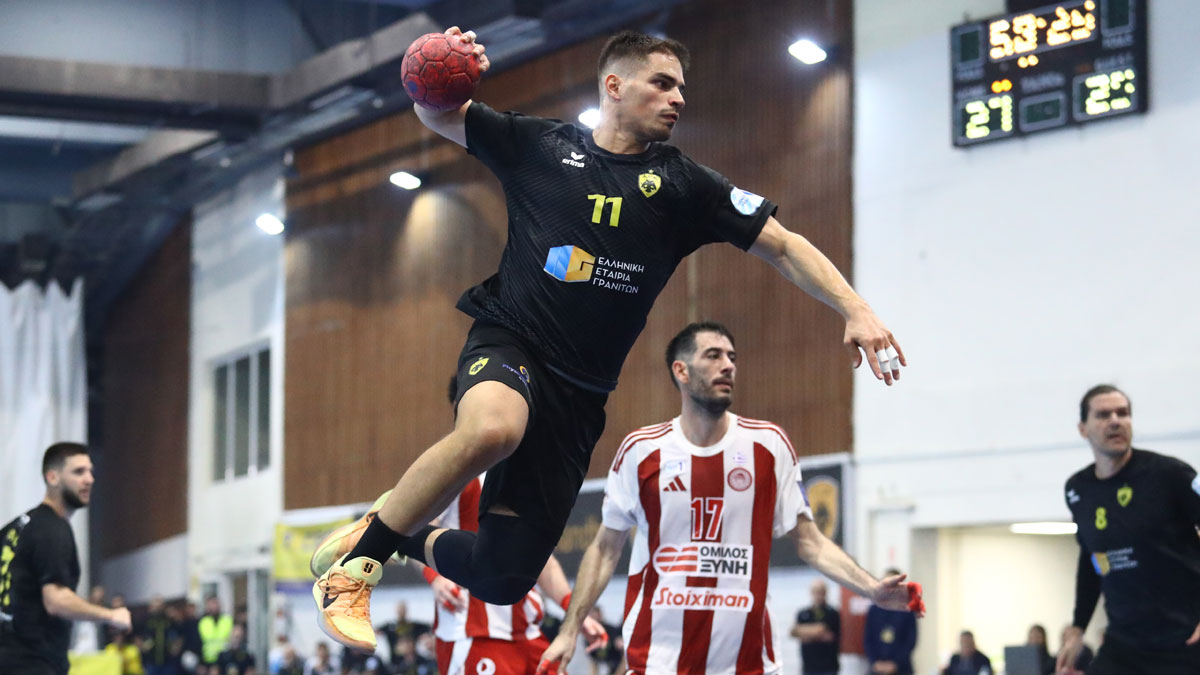 Χάντμπολ: «Κιτρινόμαυρο» το ντέρμπι κορυφής στο ΟΑΚΑ, 28-27 η ΑΕΚ τον Ολυμπιακό
