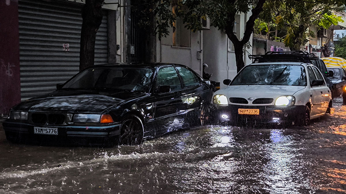 Καταιγίδες μέχρι το μεσημέρι σε ανατολικό Αιγαίο και Δωδεκάνησα