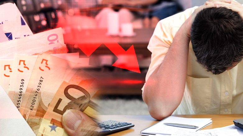 Έπιασε πάτο ο μέσος μισθός στην Ελλάδα Έπιασε πάτο ο μέσος μισθός στην Ελλάδα