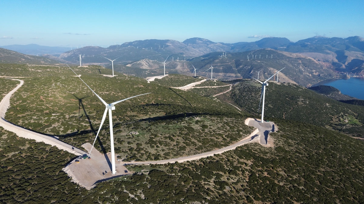Όμιλος ΔΕΗ: Ολοκλήρωση κατασκευής αιολικού πάρκου 36MW στη Φωκίδα
