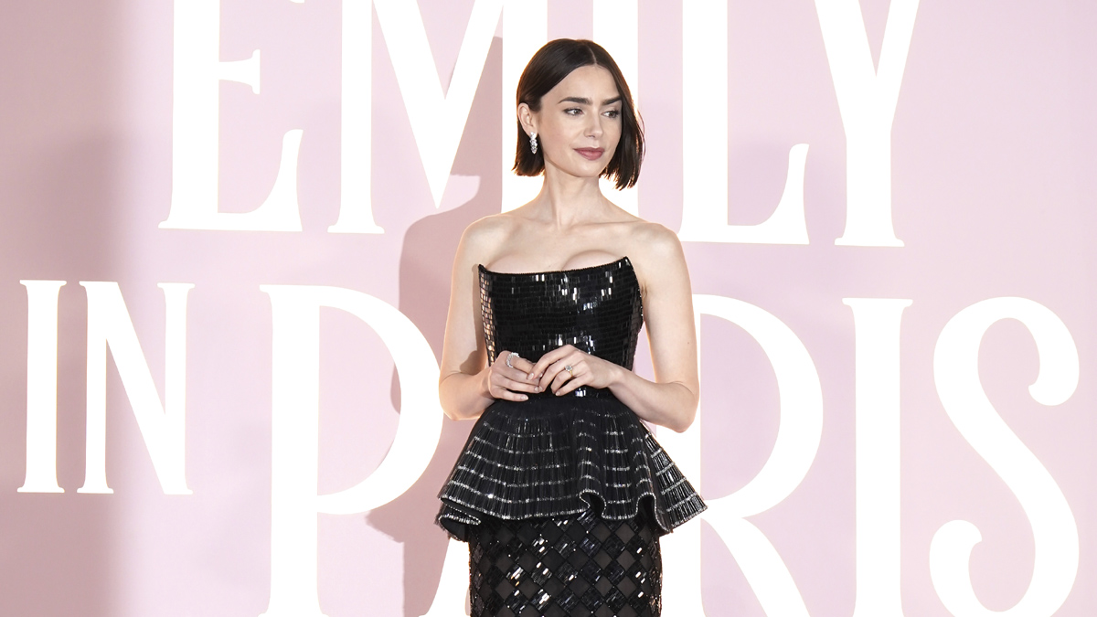 Ραντεβού με την «Emily in Paris» στα Πετράλωνα για φωτογράφιση και γυρίσματα