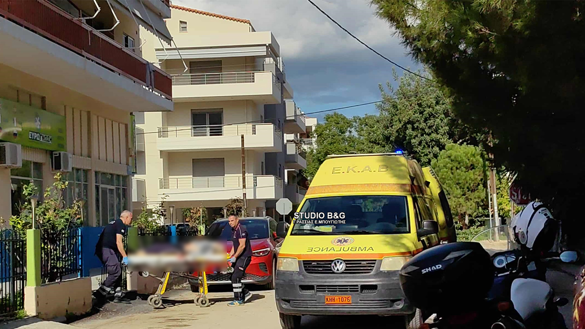 Στο νοσοκομείο ηλικιωμένος που έπεσε από μπαλκόνι