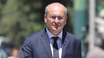 Χατζηδάκης: Η ελληνική βιομηχανία είναι όρθια και έχει δημιουργήσει 60.000 νέες θέσεις εργασίας