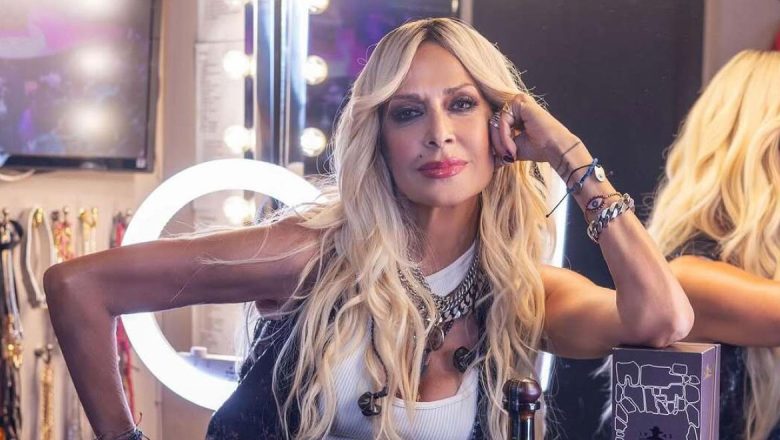 Άννα Βίσση: Οικογενειακή βραδιά στο NBA με τα εγγόνια της στη Νέα Υόρκη Άννα Βίσση: Οικογενειακή βραδιά στο NBA με τα εγγόνια της στη Νέα Υόρκη