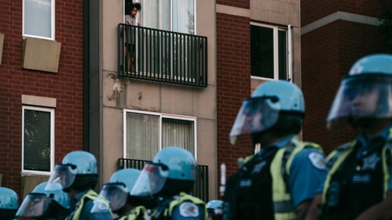 ΗΠΑ: Δικαστής διέταξε την αποφυλάκιση εκατοντάδων μεταναστών στο Ιλινόι ΗΠΑ: Δικαστής διέταξε την αποφυλάκιση εκατοντάδων μεταναστών στο Ιλινόι