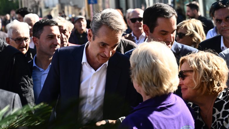 Ο Κυριάκος Μητσοτάκης στην Ελευσίνα