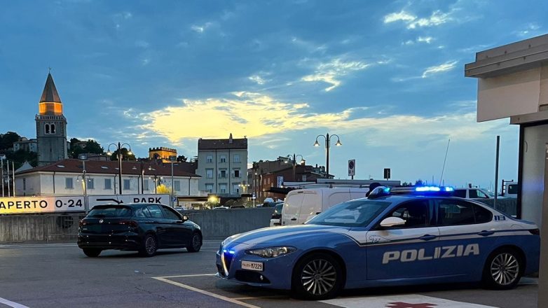 Έκοψε το λαιμό του 9χρονου γιου της