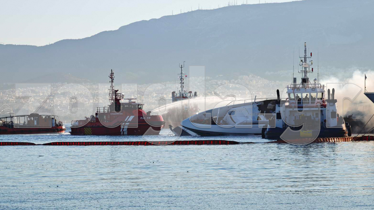 Βυθίστηκαν και τα τέσσερα σκάφη στη Μαρίνα Ζέας