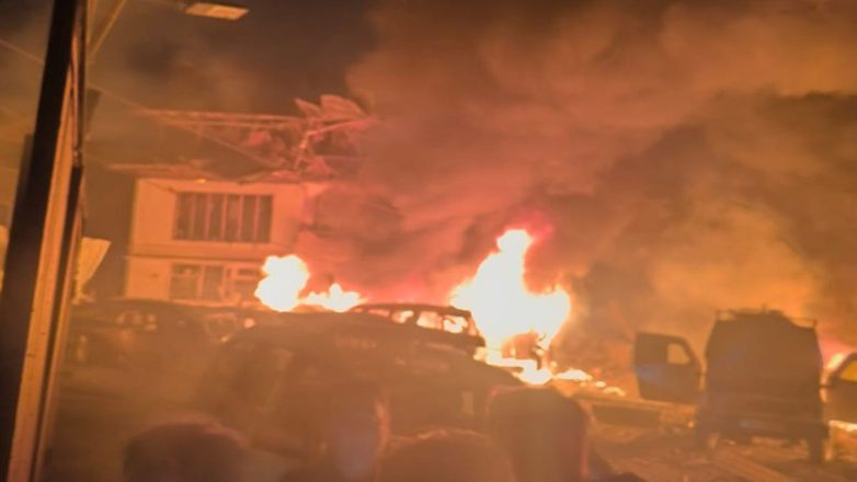 Ινδία: Έκρηξη και πυρκαγιά σε αστυνομικό τμήμα στο Κασμίρ