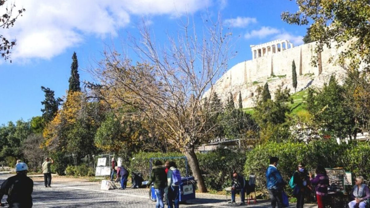 Καιρός: «Άνοιξη» με ήλιο και ελάχιστες νεφώσεις