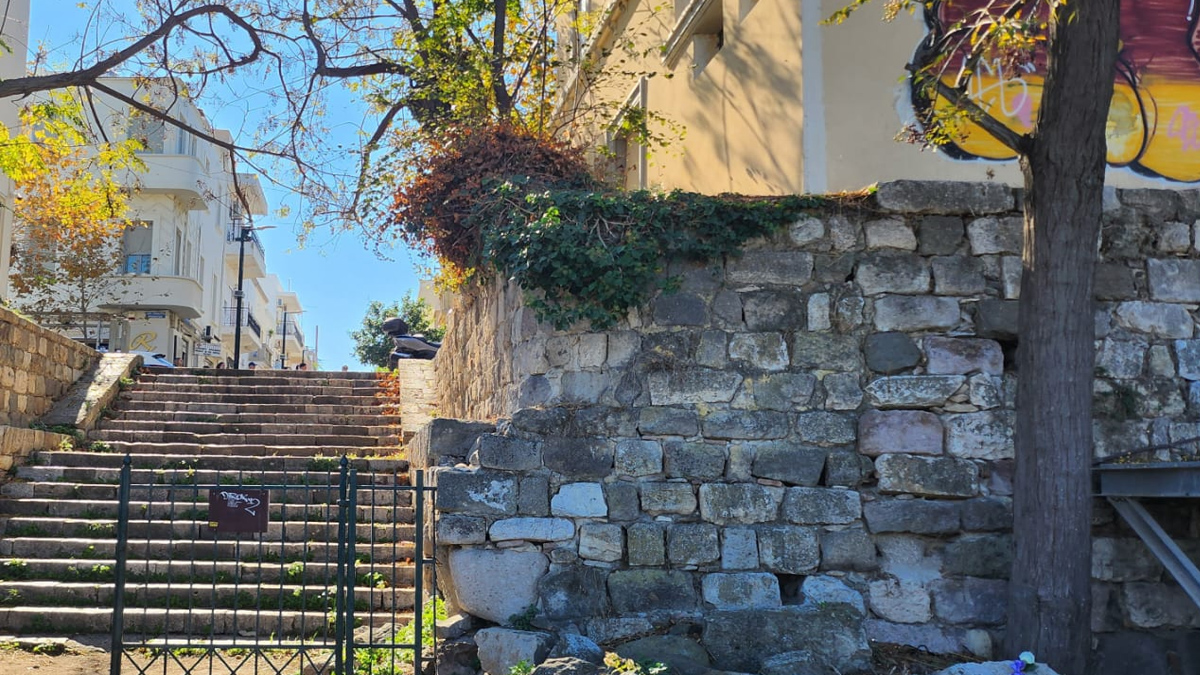 Βρέθηκε απαγχονισμένος άνδρας σε αρχαιολογικό χώρο