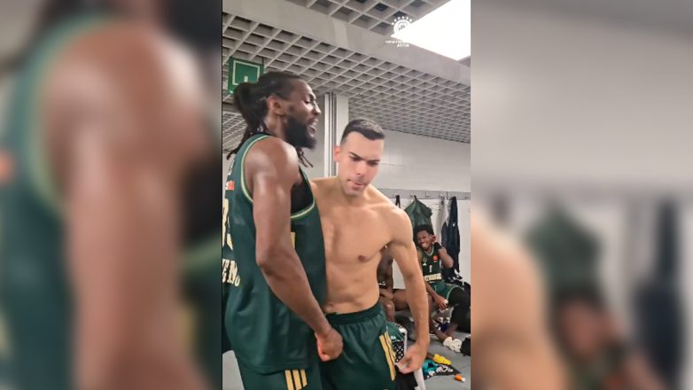 Οι ξέφρενοι πανηγυρισμοί του Φαρίντ με τον Σλούκα Οι ξέφρενοι πανηγυρισμοί του Φαρίντ με τον Σλούκα