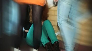 Συλλήψεις ανήλικων για ξυλοδαρμό συνομηλίκων τους στον Εύοσμο