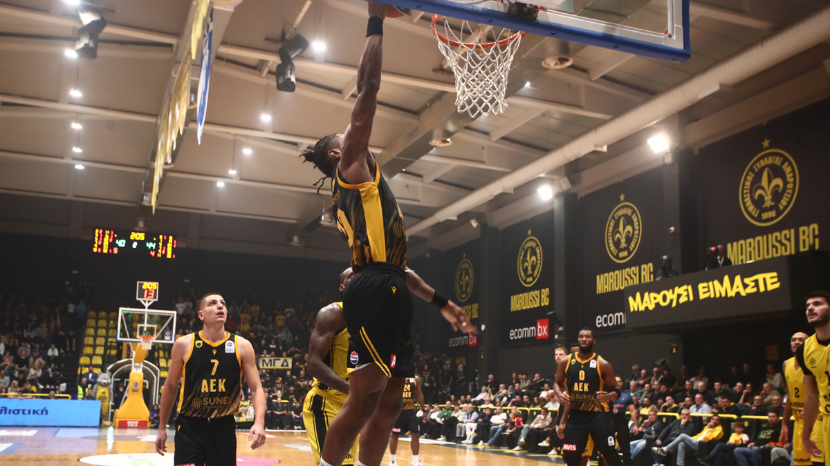 Έτρεχε με… 102 η ΑΕΚ απέναντι στο Μαρούσι!