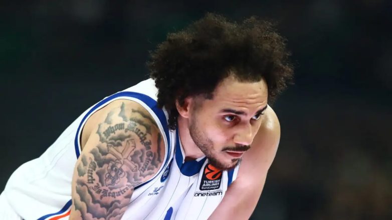 Σοκ στην Αναντολού Εφές με τον Λάρκιν Σοκ στην Αναντολού Εφές με τον Λάρκιν