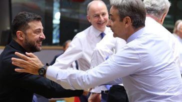 Στην Αθήνα την Κυριακή ο Πρόεδρος Ζελένσκι για συνάντηση με τον Κ. Μητσοτάκη