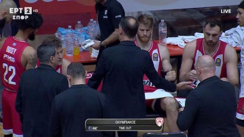 «Γκάζια» Μπαρτζώκα στους παίκτες του Ολυμπιακού