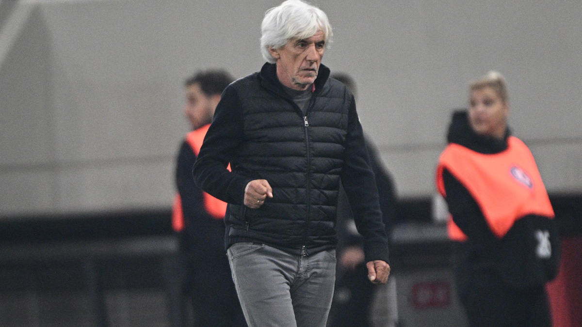 Γιοβάνοβιτς: Προσπαθούμε να βρούμε μια ισορροπία μεταξύ της δίψας της νέας γενιάς και των εμπειριών