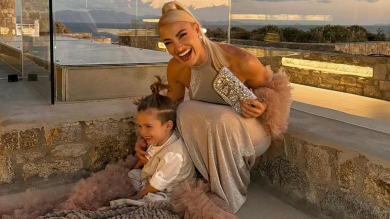 Ιωάννα Τούνη: Η έξοδος με το γιο της, Πάρη που τον ενθουσίασε – «Θα προσπαθήσω να πηγαίνουμε κάθε βδομάδα» Ιωάννα Τούνη: Η έξοδος με το γιο της, Πάρη που τον ενθουσίασε – «Θα προσπαθήσω να πηγαίνουμε κάθε βδομάδα»