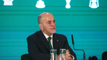 Live Streaming: Η συνέντευξη του Γιάννη Αλαφούζου!