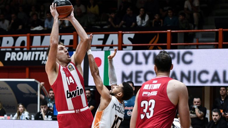 Απασφάλισε ο Βεζένκοφ: «Οι κατάρες και όλα αυτά που δεχόμαστε είναι πολλά – Τη μία είσαι Θεός, την άλλη δεν κάνουν όλοι» Απασφάλισε ο Βεζένκοφ: «Οι κατάρες και όλα αυτά που δεχόμαστε είναι πολλά – Τη μία είσαι Θεός, την άλλη δεν κάνουν όλοι»