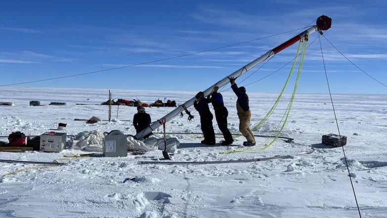 Ανταρκτική: Ανακαλύφθηκε πάγος που στο εσωτερικό του έχει παγιδευμένο αέρα 6 εκ. ετών Ανταρκτική: Ανακαλύφθηκε πάγος που στο εσωτερικό του έχει παγιδευμένο αέρα 6 εκ. ετών