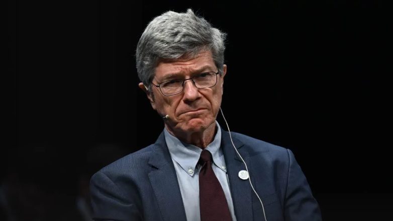 Τζέφρι Σακς: «Γιατί δεν ήταν απρόκλητη η επίθεση στην Ουκρανία»