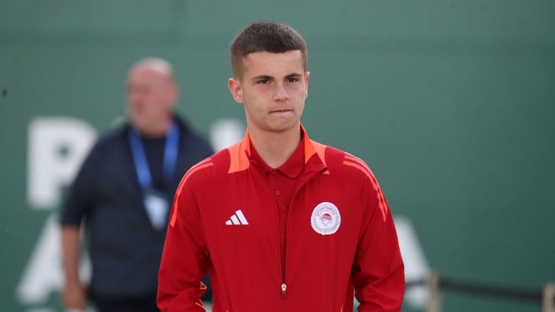 Ολυμπιακός: «Βροχή» οι προτάσεις για τον «Golden Boy» Μουζακίτη Ολυμπιακός: «Βροχή» οι προτάσεις για τον «Golden Boy» Μουζακίτη