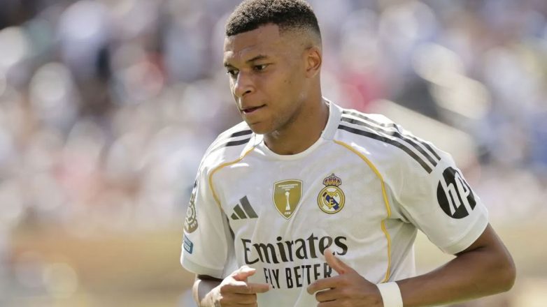 Η Παρί Σεν Ζερμέν αξιώνει 240 εκατομμύρια ευρώ από τον Εμπαπέ Η Παρί Σεν Ζερμέν αξιώνει 240 εκατομμύρια ευρώ από τον Εμπαπέ