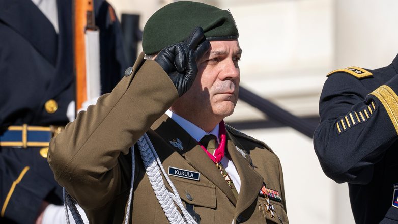 «Τύμπανα πολέμου» στην Πολωνία «Τύμπανα πολέμου» στην Πολωνία