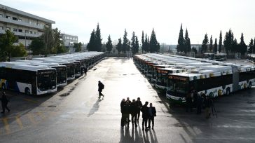 Κυρανάκης: Προκήρυξη για 290 προσλήψεις οδηγών λεωφορείων και αυξήσεις στους μισθούς