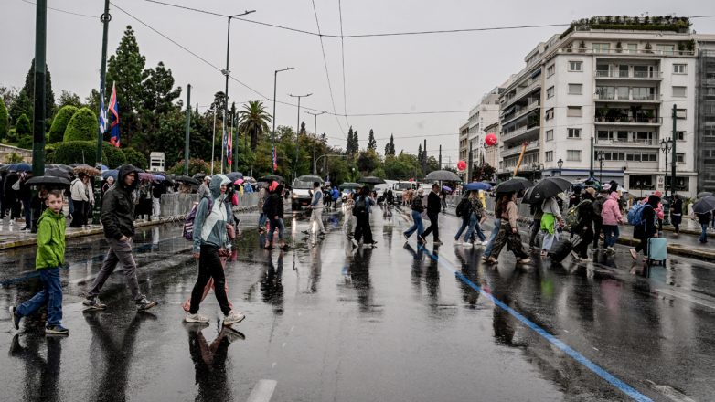 Νέο έκτακτο δελτίο καιρού για ισχυρές καταιγίδες Νέο έκτακτο δελτίο καιρού για ισχυρές καταιγίδες
